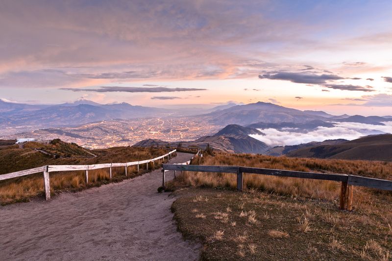 Эквадор, путешествия, Кито, горы, закат Закат на эваторе.photo preview