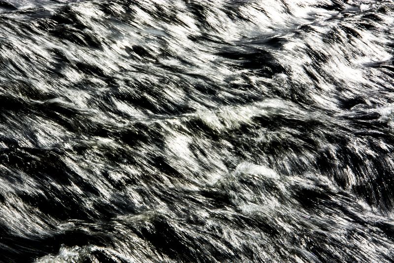 Вода Утекающие мгновенья photo preview