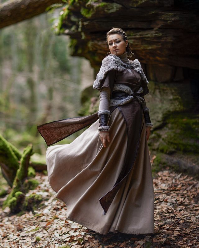 Викинг, сказка, девушка викинг, костюм, лес, лук, воин Викингphoto preview