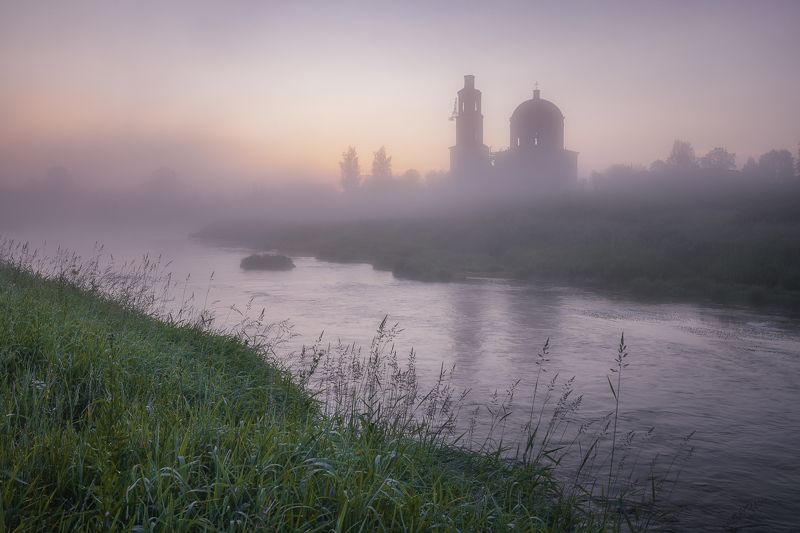 утро рассвет туман храм церковь природа пейзаж россия morning sunrise fog temple church nature Туманное утроphoto preview