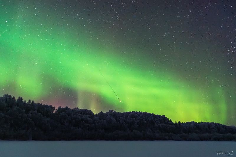 северное сияние, полярное сияние, заполярье, aurora borealis, polar lights Это не падающая звезда, не метеорит и не метеор. И даже не Мюнхгаузен на ядре..photo preview