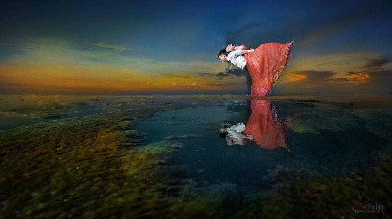 Happy Weddingphoto preview