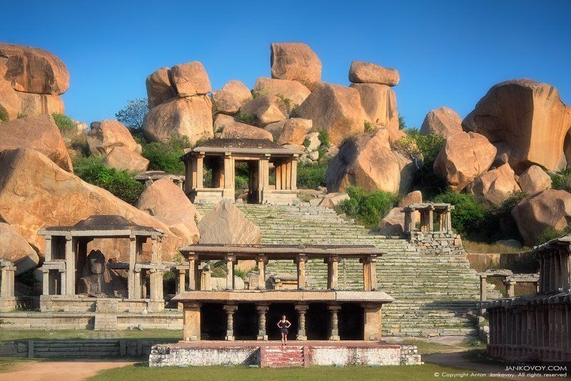 Хампи: Добро пожаловать в страну Флинстоунов!photo preview