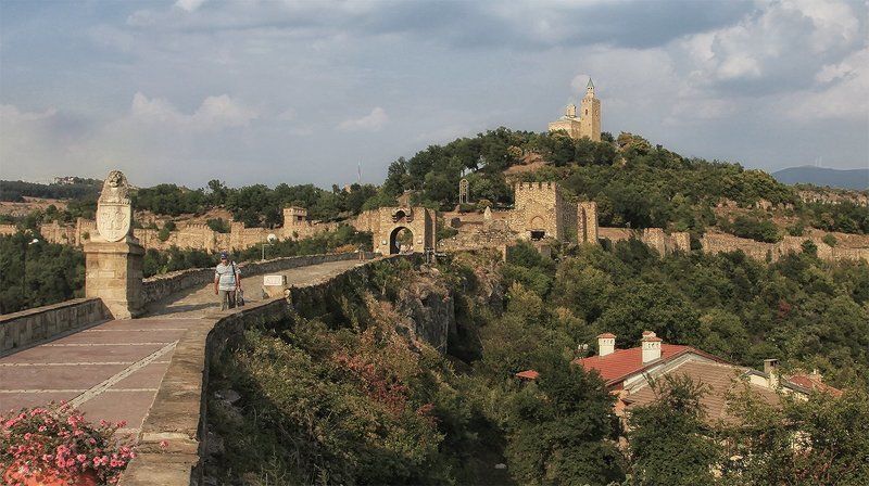 Вид на Царевецphoto preview