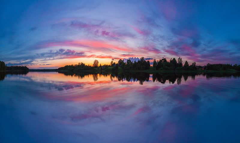 Закат на озереphoto preview