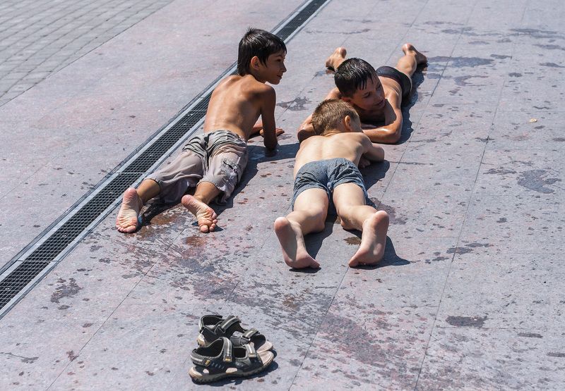 Мальчишки накупалисьphoto preview