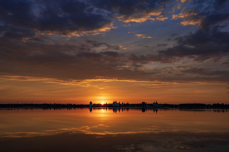 кирилло-белозерский монастырь, кириллов, утро, лето, сиверское озеро Летний рассветphoto preview