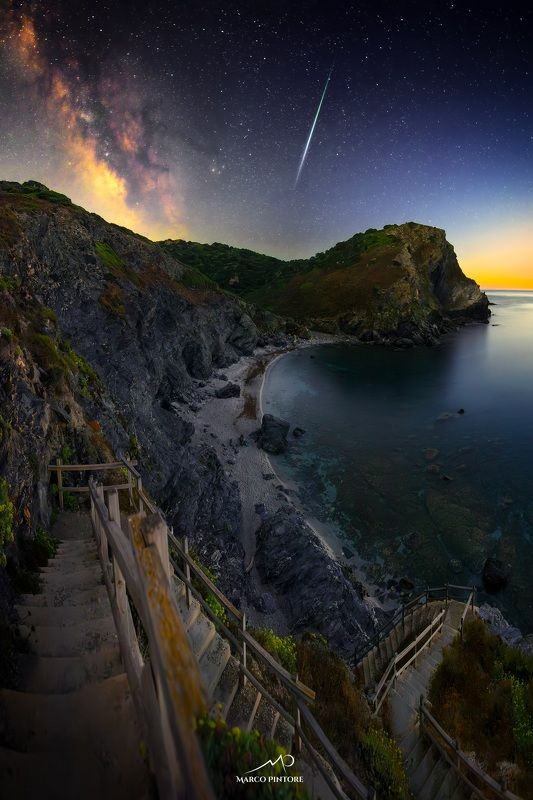 milky way meteor beach sunset Perseid showphoto preview