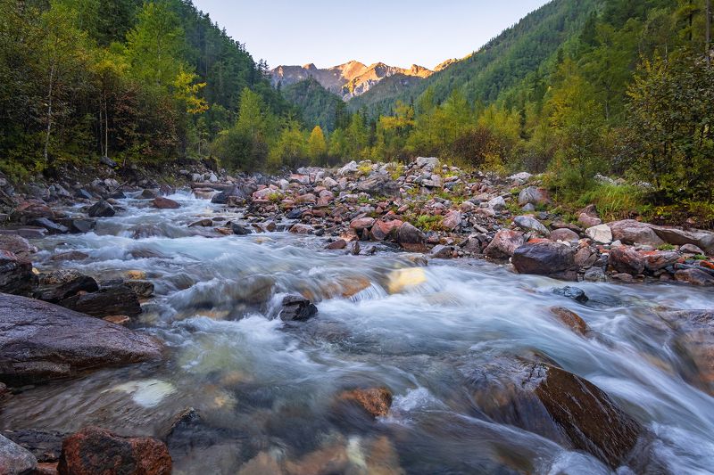 саяны, тункинкие голцы, трехглавая, бугатай Августвоский вечер в Тункинских гольцахphoto preview