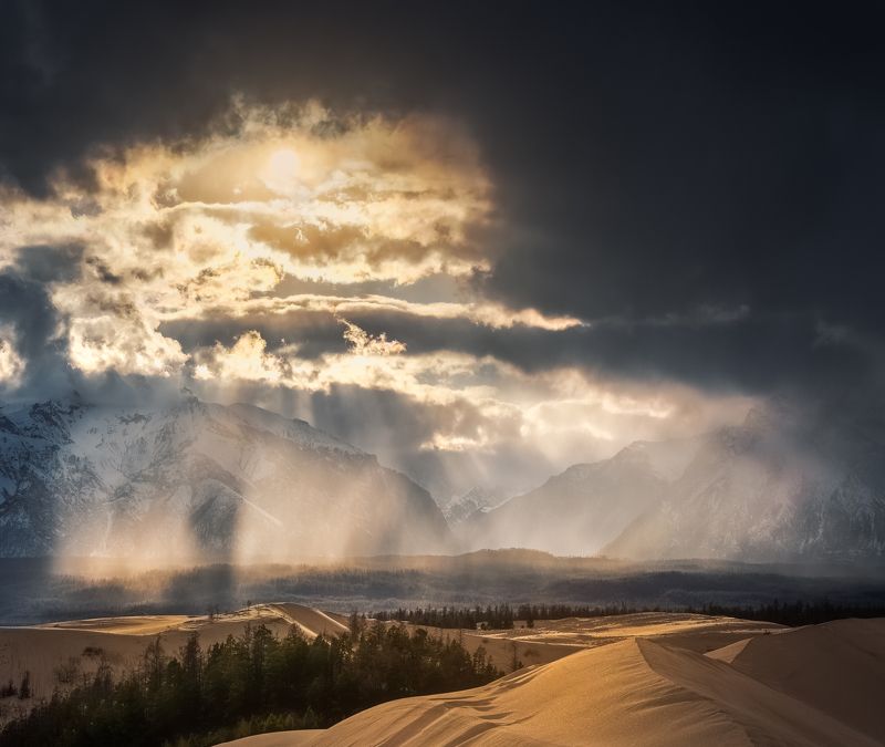 Чарская пустыня, Чара, пейзаж, дождь, mountains, Кодар, пустыня, горы, панорама,Забайкалье, бархан, песок, landscape, desert Туман дождяphoto preview