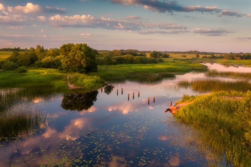 лето, вечер, река, отражения, закат Безмятежность ушедшего летаphoto preview