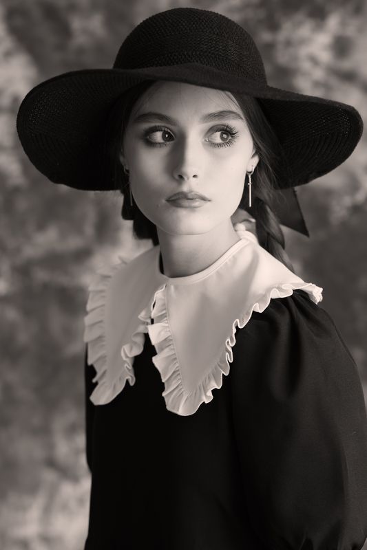 Девушка, портрет, красота, юность,глаза,чёрно-белое, шляпа, мода, Дарья,photo preview