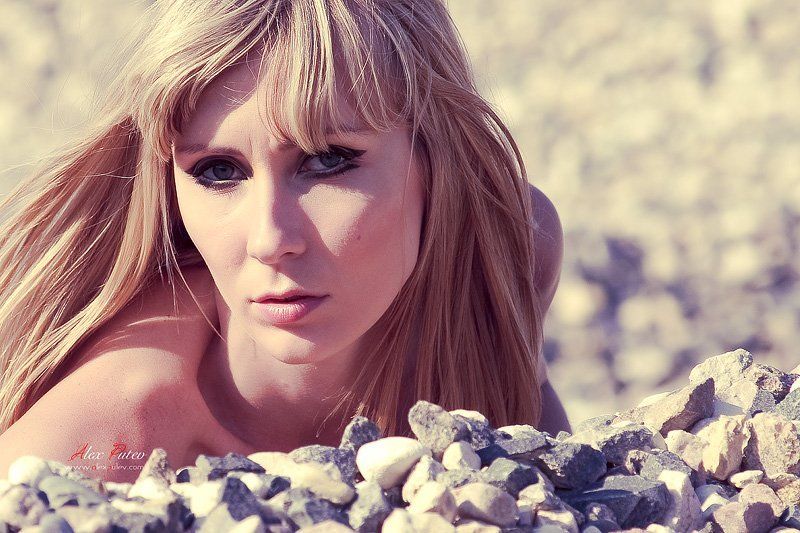 солнце,девушка,глаза,свет,тень, rrrinka *****photo preview