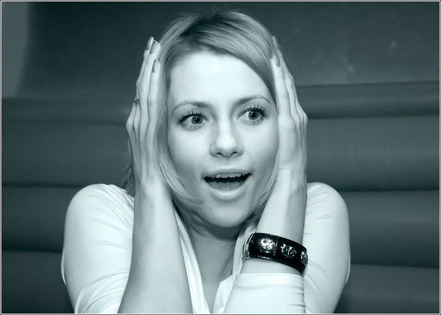 "Ой, девоньки, видела ТАКОЕ!...". Автор: Тёма Некрасов , Тёма Некрасов