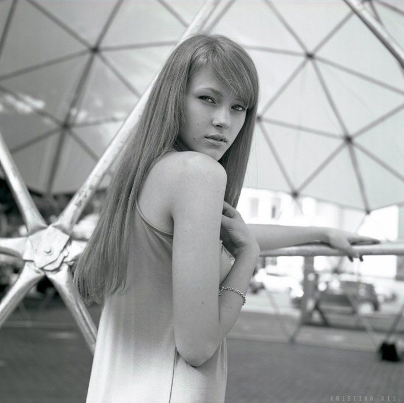 girl, bw, portrait, yashica ...photo preview