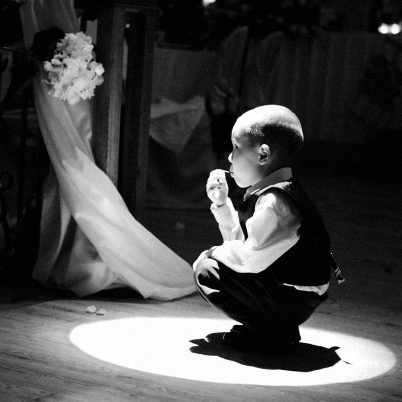 малыш на свадьбеphoto preview