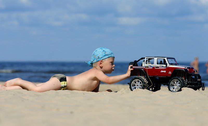 ребенок, джип Про мальчика и джип...photo preview