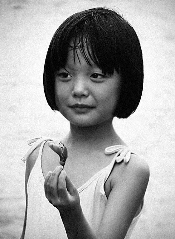 девочка, лето, взгляд, цветок, китай Чудо в моих руках...photo preview