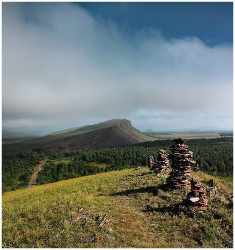 хакасия, горная, гряда, сундуки ЖИЛИЩА ГОРНЫХ ДУХОВphoto preview