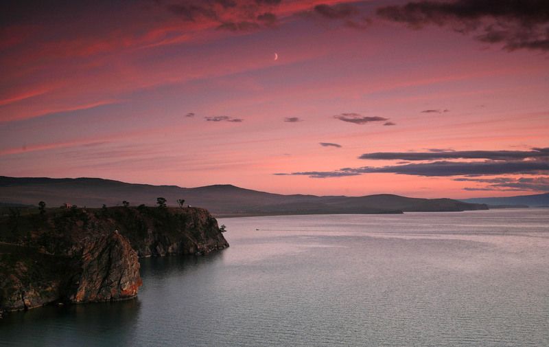 байкал, ольхон Байкал в розовомphoto preview