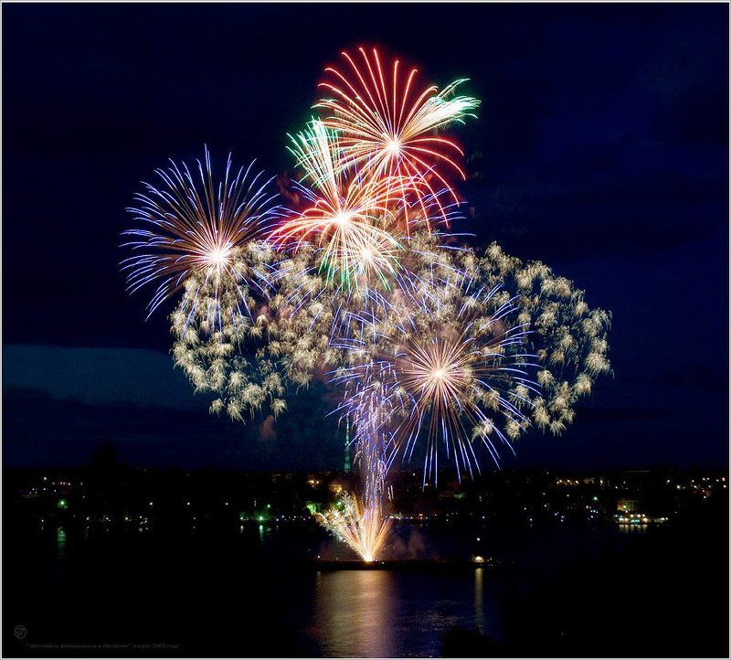 Фестиваль фейерверков в Костромеphoto preview