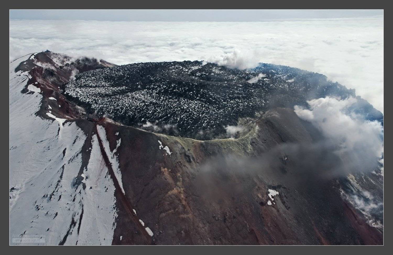 Кратер Авачинского вулкана. Автор: Артем Безотечество камчатка, вулкан, авача, Артем Безотечество
