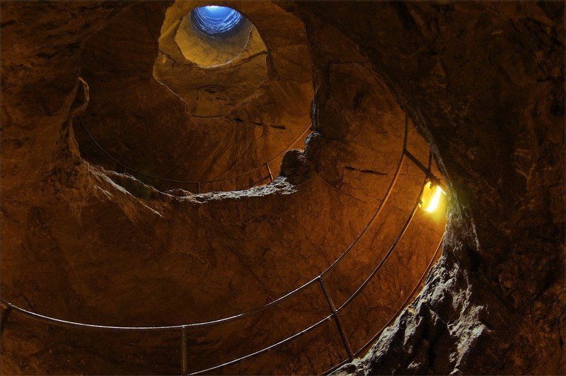 Колодец в Чуфут - Калеphoto preview