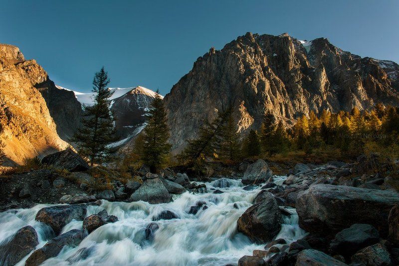 altai, altay, forest, mountains, nature, rocks, russia, siberia, summer, taiga, travel, valley, алтай, горы, лес, караташ, природа, россия, ручей, сибирь, тайга, туризм Алтайская осеньphoto preview