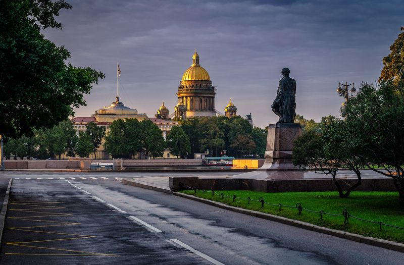 архитектура, соборы, Санкт-Петербург Университетская набережная, Санкт-Петербургphoto preview