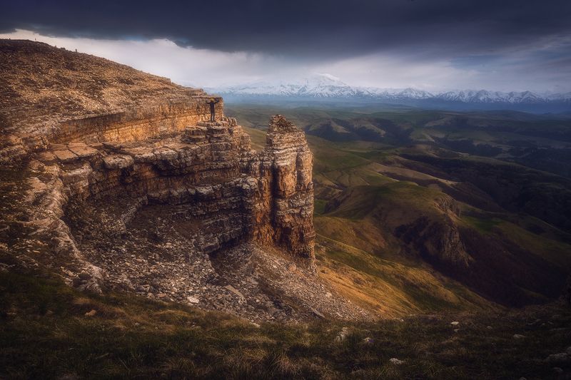 россия северныйкавказ карачаевочеркессия кавказ платобермамыт фото пейзажнаяфотография пейзаж путешествия фотопоездки закат горы эльбрус бермамыт Вечер на плато Бермамыт.photo preview