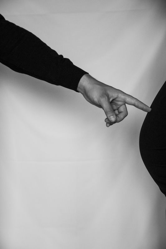 женский портрет, студийный портрет Беременностьphoto preview