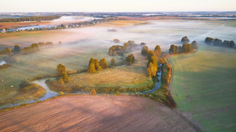 беларусь, деревня, дорога, осень, поля, рассвет, река, сентябрь, туман, уса, утро Уса. Начало Теплой Осениphoto preview