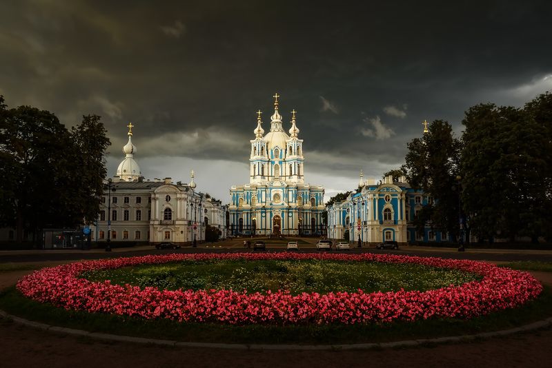 санкт-петербург, питер, город, архитектура, храм, смольный, смольный собор Грозовой закат у Смольного фото превью