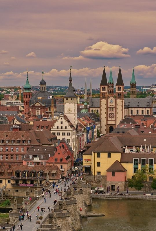 Шпили и крышиphoto preview