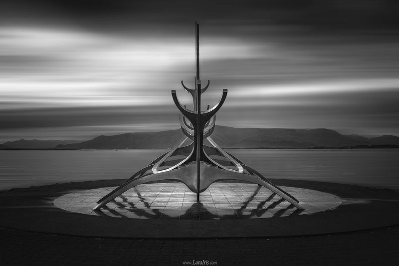 Черно-белое настроениеphoto preview