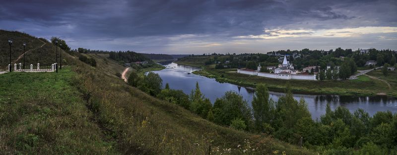 старица Невзрачный деньphoto preview