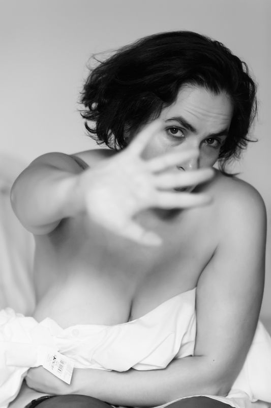 portrait, woman portrait, portrature, bw, bnw, black and white, people,monochrome, портрет, женский портрет, женщина, чб, черно-белый портрет, черно-белая фотография, чулки, ню, nude,  ***photo preview