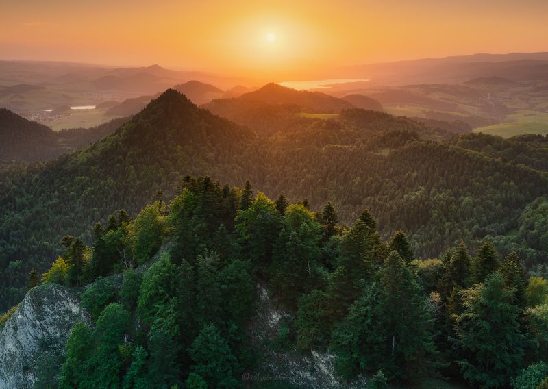 landscape, mountainscape, ThreeCrowns, Poland, Polska, Pieniny, sun, sunset, trees, forest, mountains, Nikon, Tamron A Peach and an Anti-tank Obstaclephoto preview
