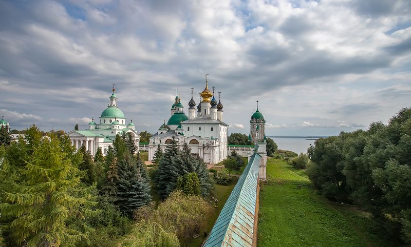 спасо-яковлевский монастырь, стена, озеро неро, ростов Стенаphoto preview