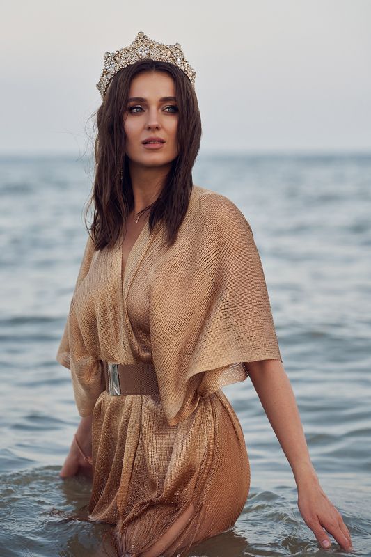 woman, sea, sunset, nice, beautiful, donbass, russia, azov, crown, commercial, Mariupol,  Tamaraphoto preview