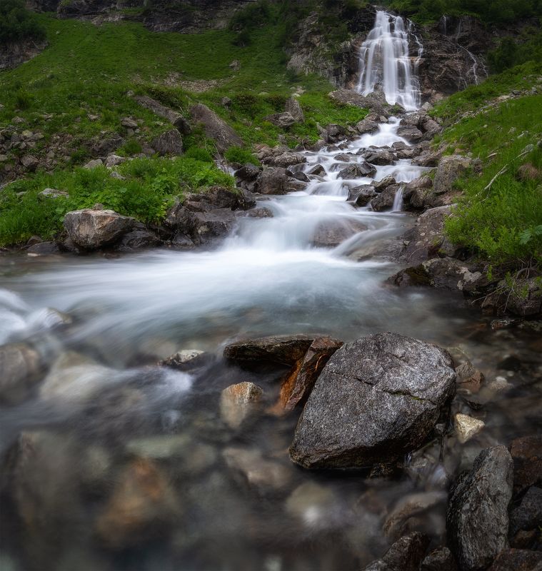 россия, кчр, кавказ, пейзаж, природа, горы, водопад, имеретинские озера, закат, цветы, сергейалтушкин Большой Имеретинский водопад фото превью