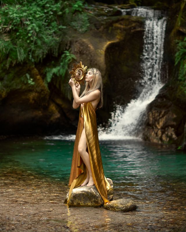 Джибаро, солнце, портрет, девушка, золото Джибароphoto preview