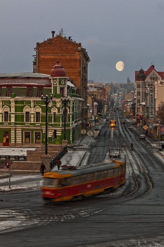 Утро в городеphoto preview