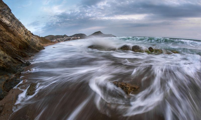 В объятиях волнphoto preview