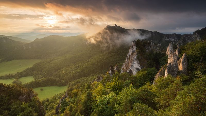 Suľov rocks after rainphoto preview