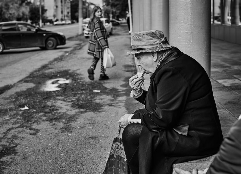 Не садись на пенек, не ешь пирожок...photo preview