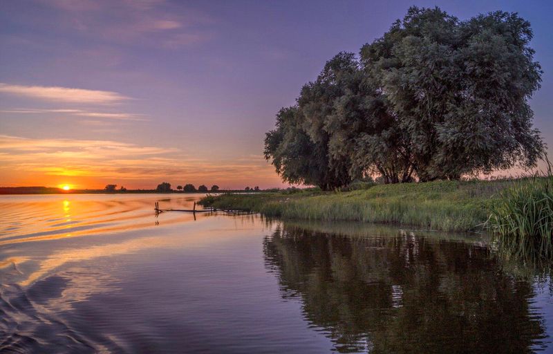 у села  камышово ЗАКАТ  НА  ПРОТОКЕphoto preview