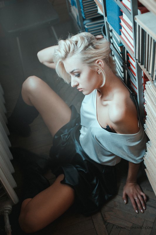 библиотека, Книги Читайте книжки)photo preview