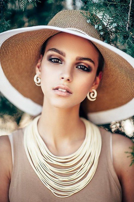 Каринаphoto preview