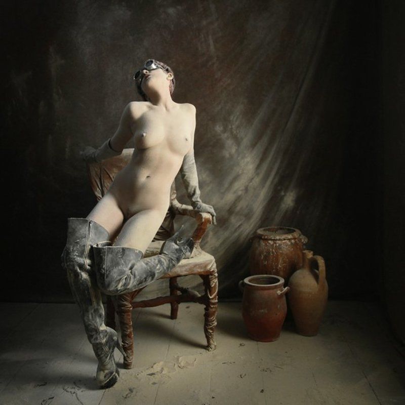 woman, nude, akt, erotic, model, studio, light, flour, body, naked, art, Flour Sessionphoto preview